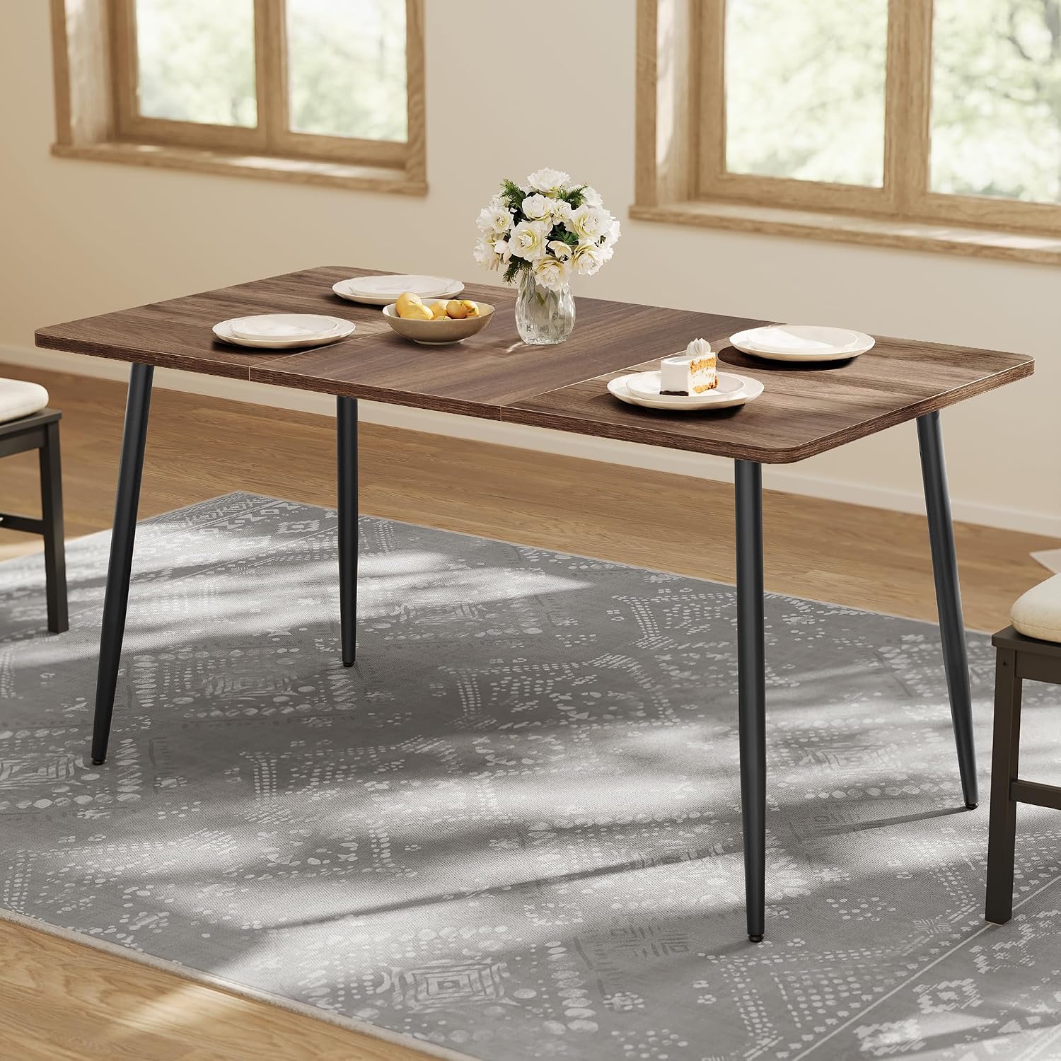 VASAGLE 55.1" Dining Table for 4-6 People, Modern Kitchen Table, Heat-Resistant Tabletop, Quick Assembly, for Dining Room, Natural Walnut and Ink Black, Island Collection UKDT100K02V2