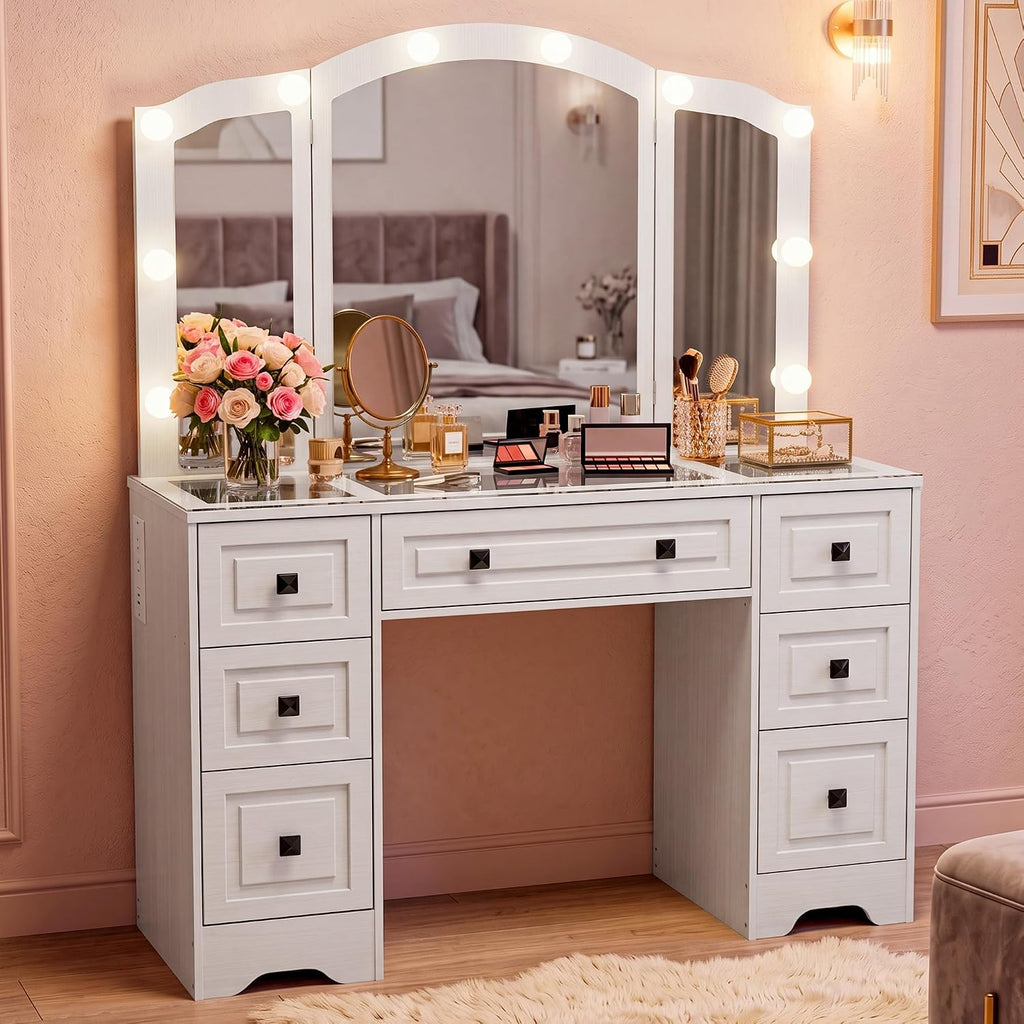 senlin Vintage Vanity with Lighted Mirror & Outlet (White) | Retro dressing table with 5 drawers and glass top. Third-fold lighted mirror for bedroom. Power outlet suitable for women.