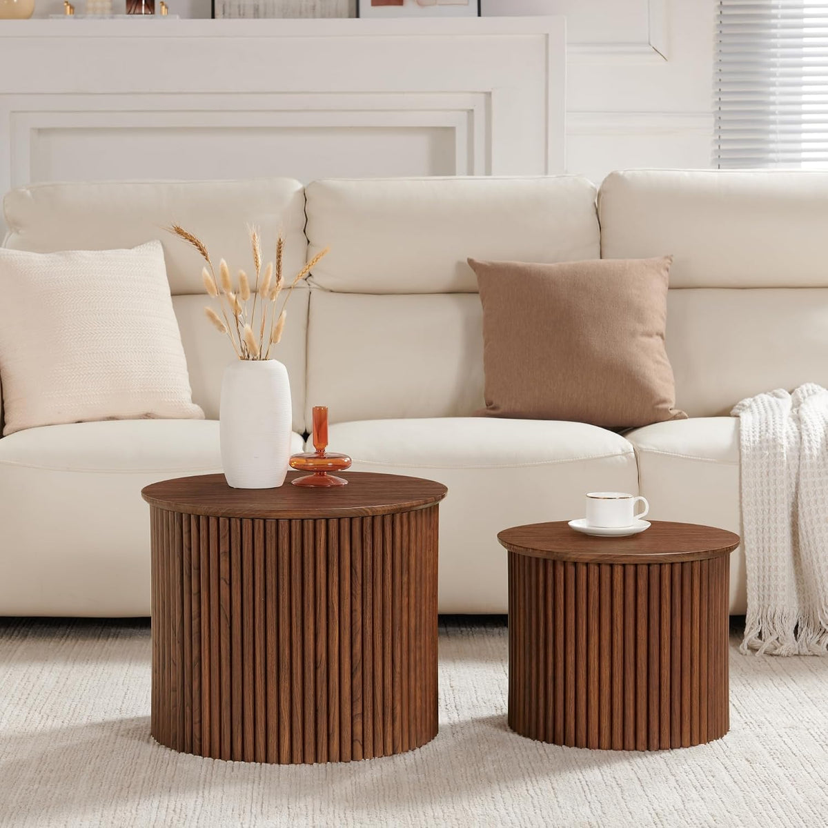 Small Fluted Round Nesting Coffee Table Set of 2, Mid Century Modern Coffee Table Circle Side Table, Wood Nesting Table Farmhouse End Tables Set for Living Room, Bedroom, Small Spaces(Walnut