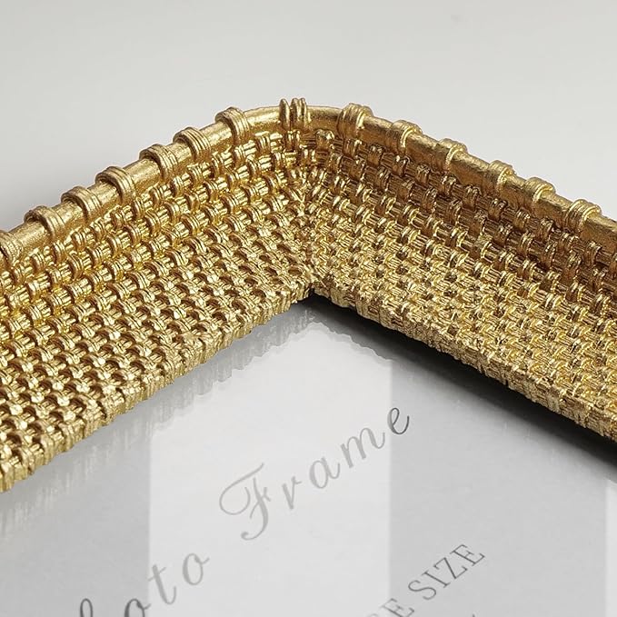 Cuspin Vintage Gold 5x7 Picture Frame, Gold Metal Rattan Textured Hand-Crafted Photo Frame with Glass Front Antique Picture Frame for Tabletop Display & Wall Display, Retro Design Home Decor