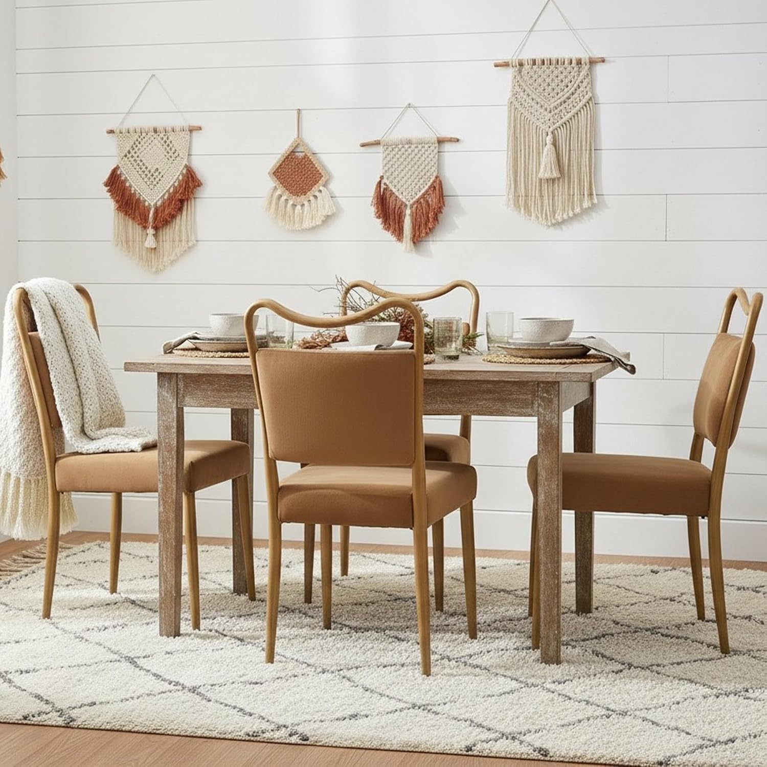 Velvet Dining Chairs Set of 4, Upholstered Dining Chairs with Wood Grained Metal Frame, Mid Century Modern Velvet Chairs for Dining Room, Kitchen and Restaurant,Velvet Brown