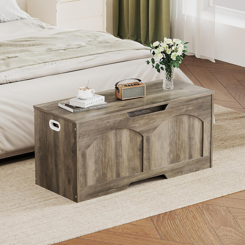 39.4" Storage Chest, Retro Storage Bench, Storage Trunk with 2 Safety Hinges, Large Entryway Bench Box, 39.4 x 15.7 x 18.3 Inches, U-Shaped Opening for Entryway Hallway Living Room, Light Greige