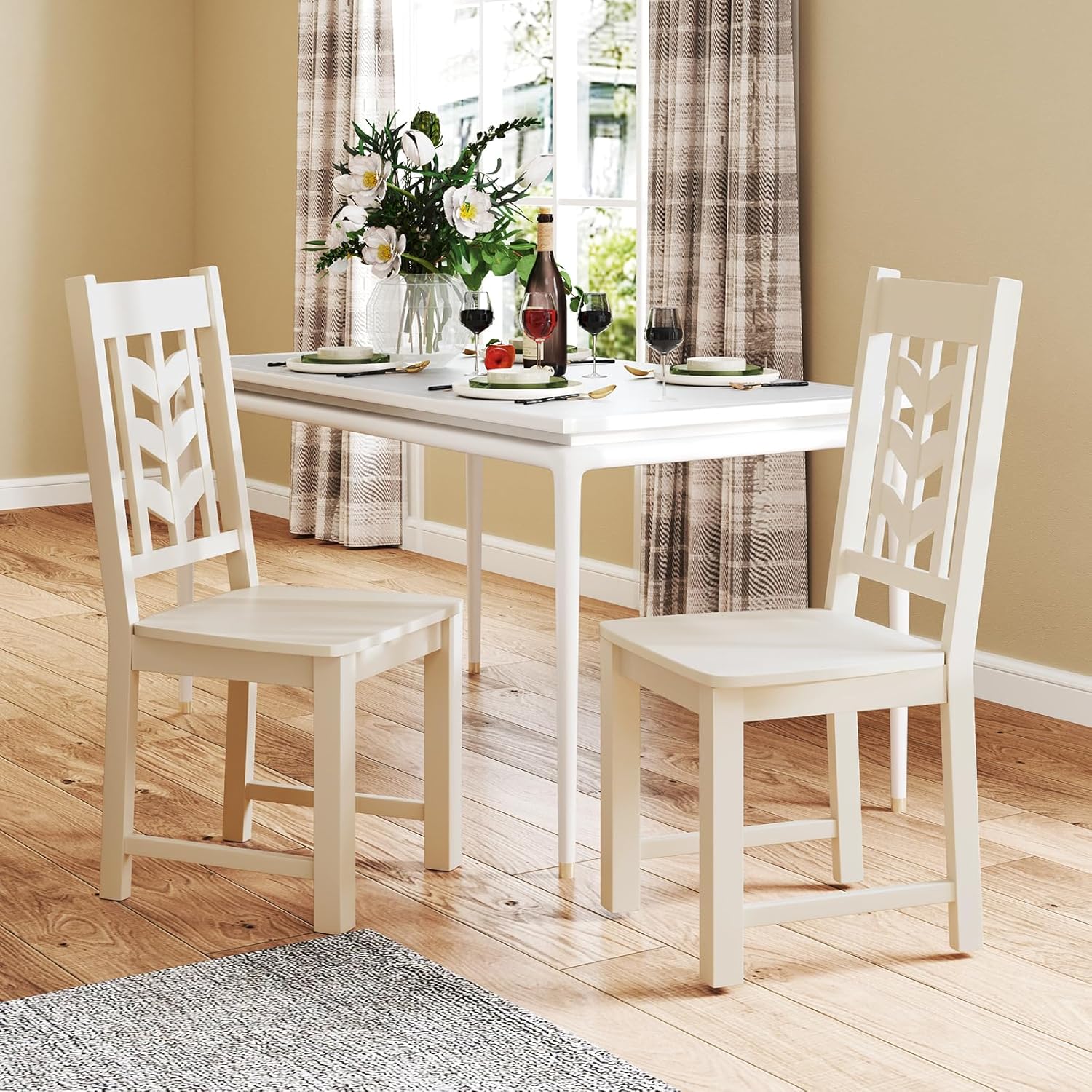 GIANTEX Wooden Dining Chairs Set of 2, Kitchen Chair w/Rubber Wood Frame & Leaf-Shaped High Back, Max Load 400 LBS, Farmhouse Armless Dinette Side Chairs for Living Room Restaurant, Cream White