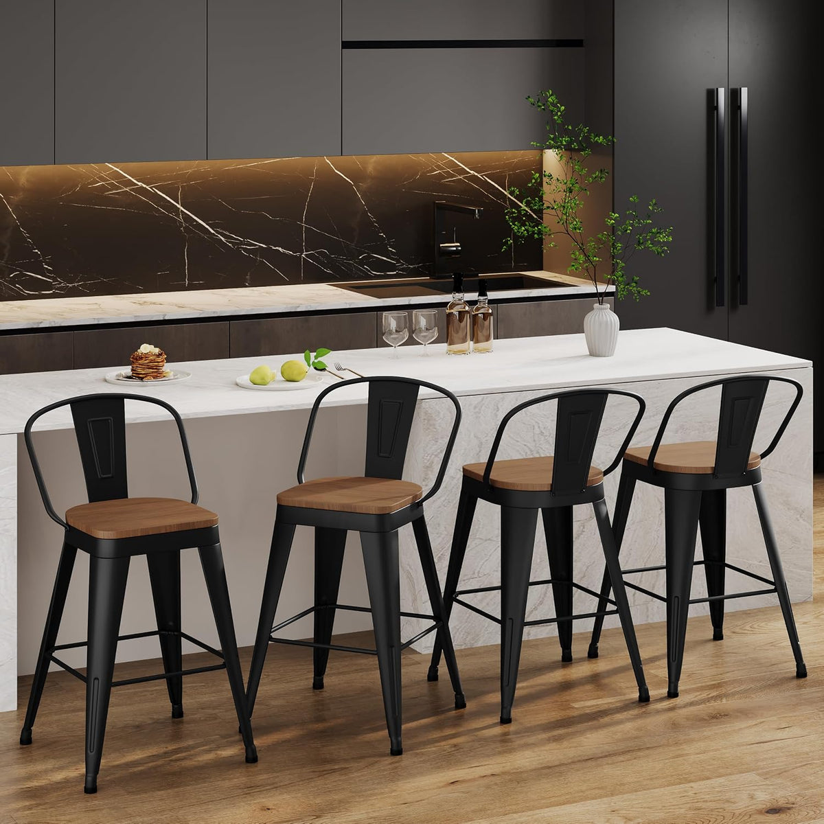 Aklaus Metal Bar Stools Set of 4,30 inch Barstools Bar Height Bar Stool with Backs Farmhouse Bar Stools with Large Seat High Back Kitchen Dining Chairs Modern Bar Chairs Matte Black Stools