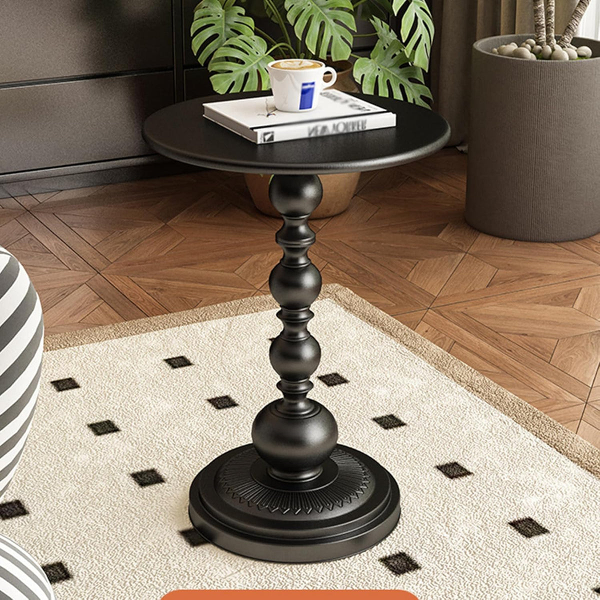 Round Side Table,Carbon Steel End Table,Small Accent Table,for Small Space Living Room Patio,Black