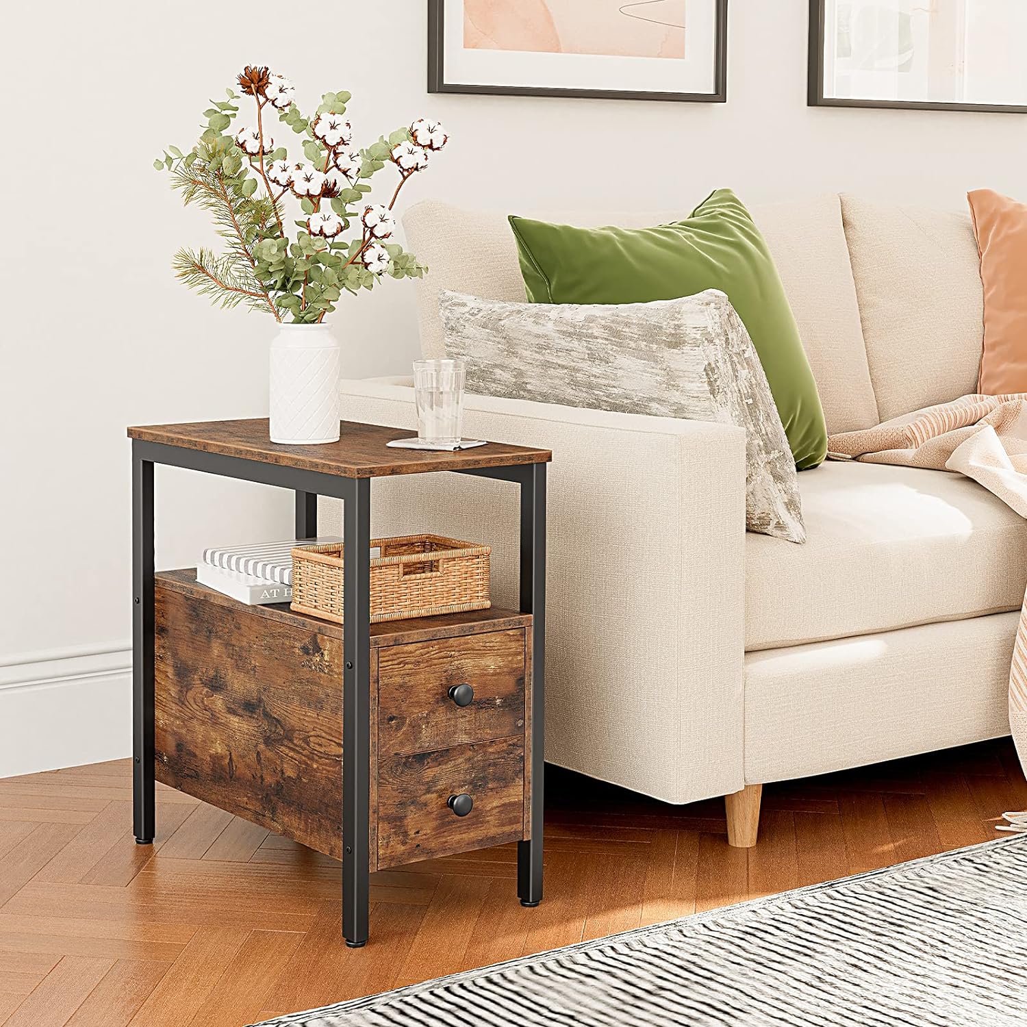 HOOBRO End Table, Narrow Chairside Table with Drawer and Open Storage Shelf, Nightstand for Small Spaces, Stable and Sturdy Construction, Wood Look Accent Furniture, Rustic Brown and Black BF548BZ01G3