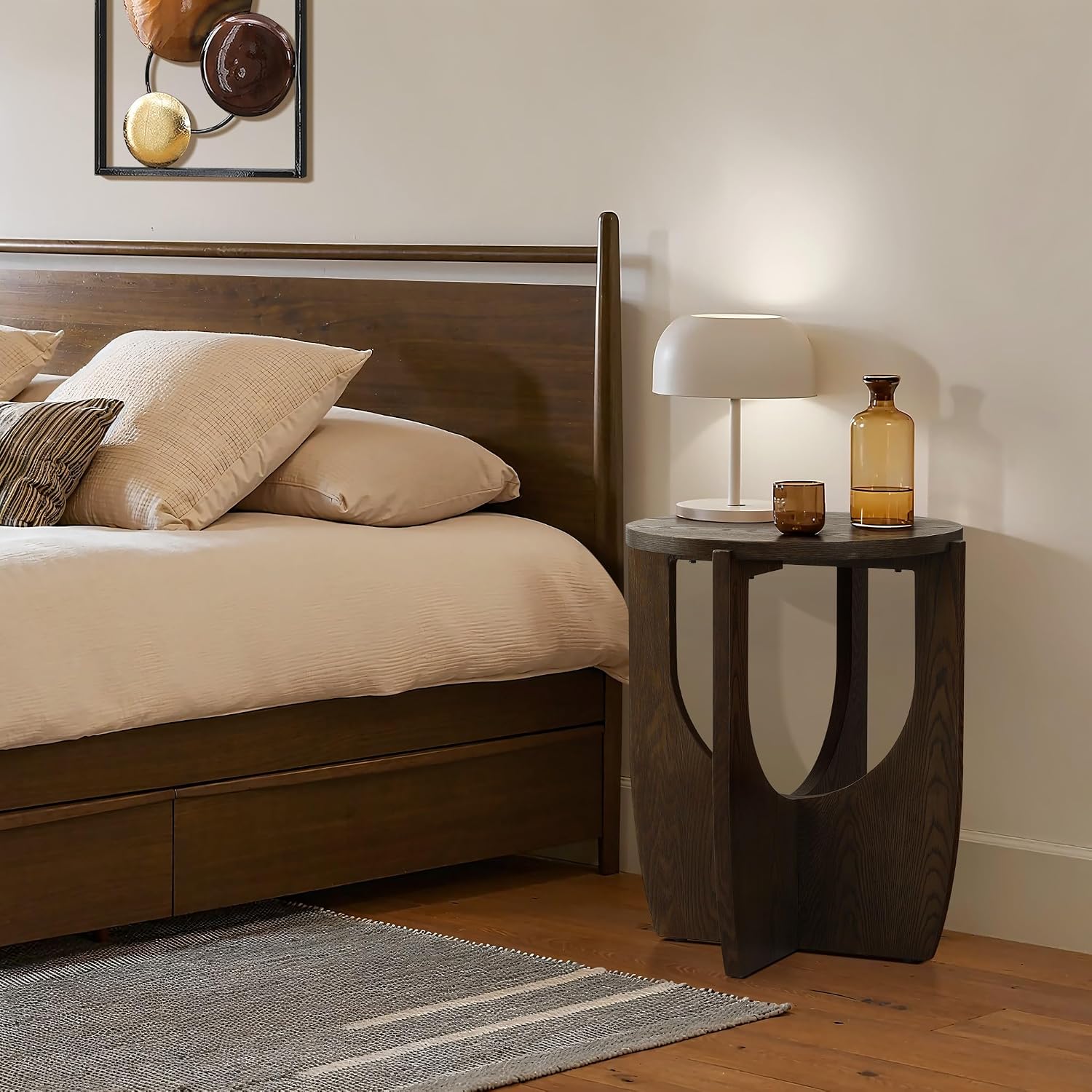 LuxenHome Round End Table, 20 Inch Mid-Century Modern Walnut Finish Wood Accent Side Table for Small Paces, Minimalist Bedside Sofa Nightstand for Living Room, Bedroom, or Office