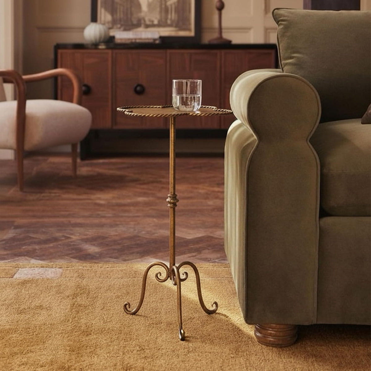 Antique Gold Metal Side Table, Modern Accent Small Drink Table, Coffee Martini Table for Small Spaces,Living Room,Bedroom,Corners