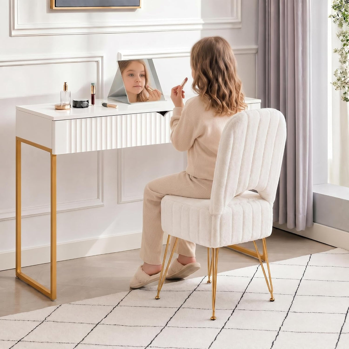 Garvee Vanity Stool Chair with Backrest & Storage,Faux Fur,White,Small | Hidden Storage Compartment, 280 Lbs Capacity, Soft Square Ottoman, Modern Style for Bedroom or Living Room