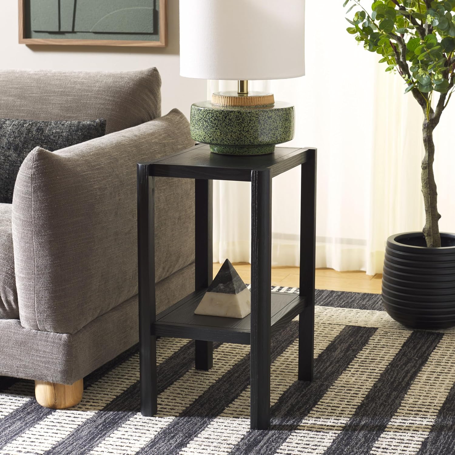 SAFAVIEH Home Collection - Hendro Accent Table, Black Rectangular Side Table with 1 Shelf, Fully Assembled (ACC2401B)