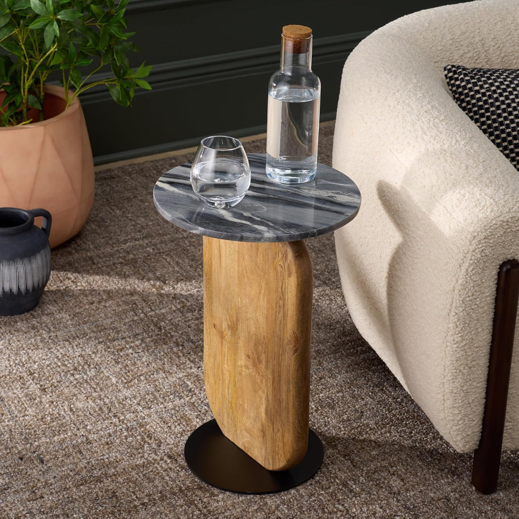 SAFAVIEH Home Collection - Kokhy Side Table, Natural Wood Base with Round Black Marble Top, Drink Table (ACC5504A)