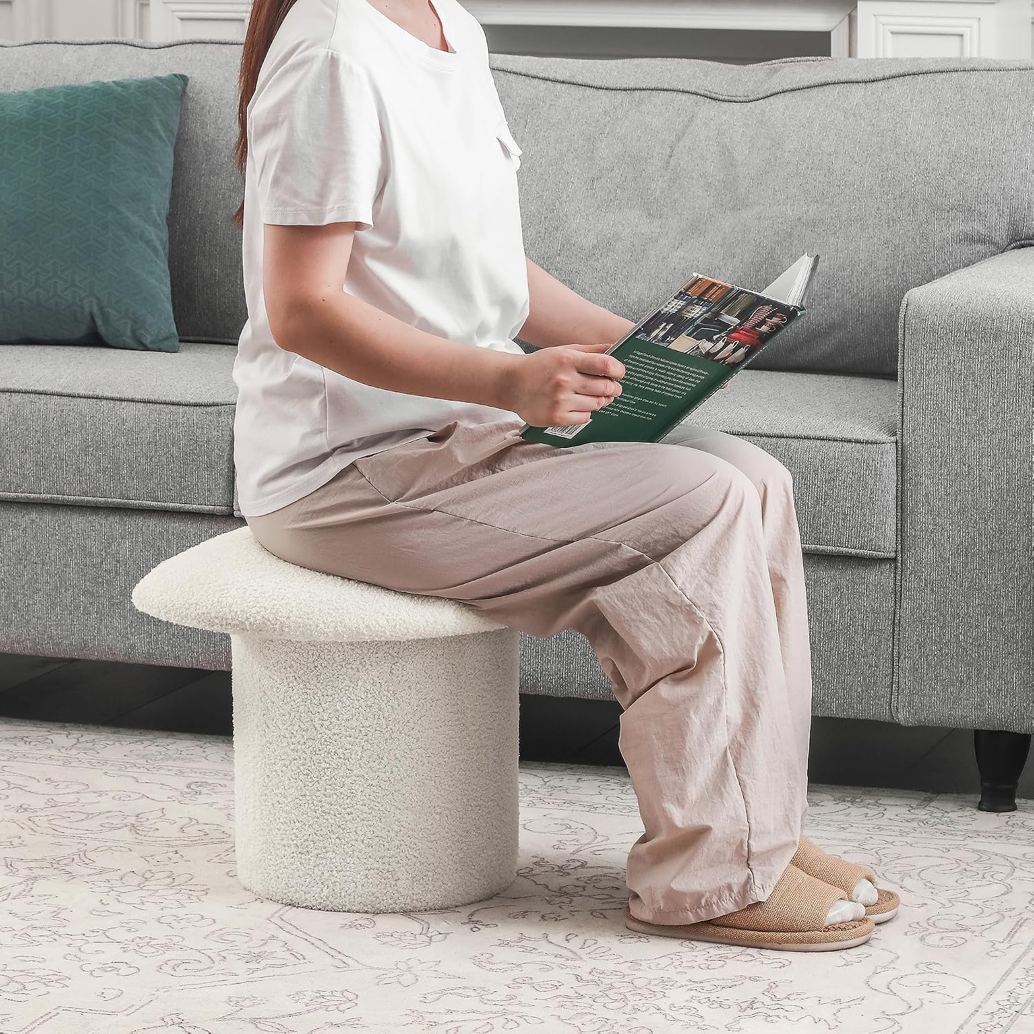Homebeez Teddy Velvet Modern Round Ottoman, Small Footstool with Padded Seat, Upholstered Vanity Foot Rest Stool Chair for Entryway, Living Room, Bedroom, White