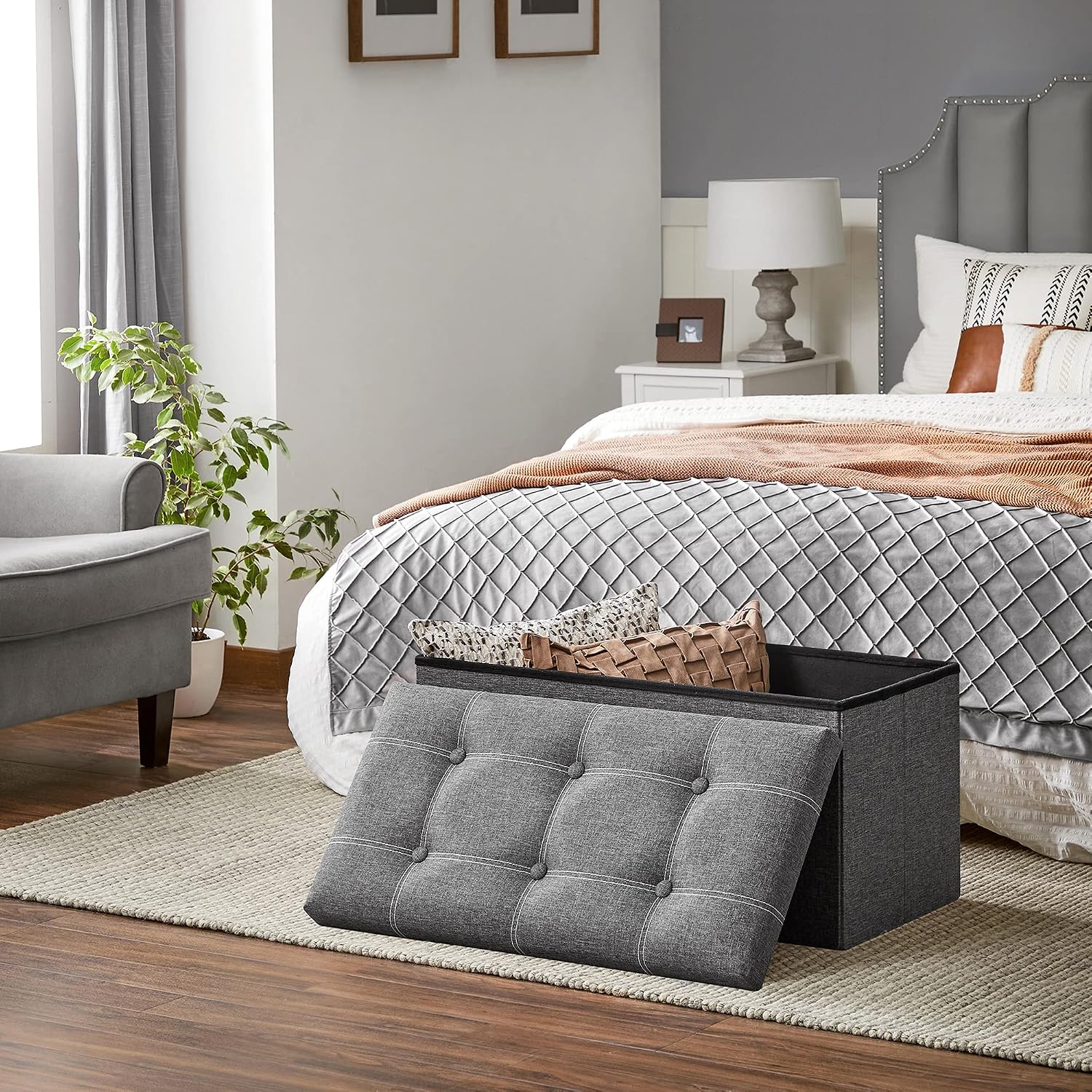 SONGMICS Mazie Collection - 30 Inches Ottoman Storage Bench, 21 Gal. Folding Chest with Breathable Linen-Look Fabric, Load up to 660 lb, for Entryway, Living Room, Bedroom, Dark Gray ULSF001G01
