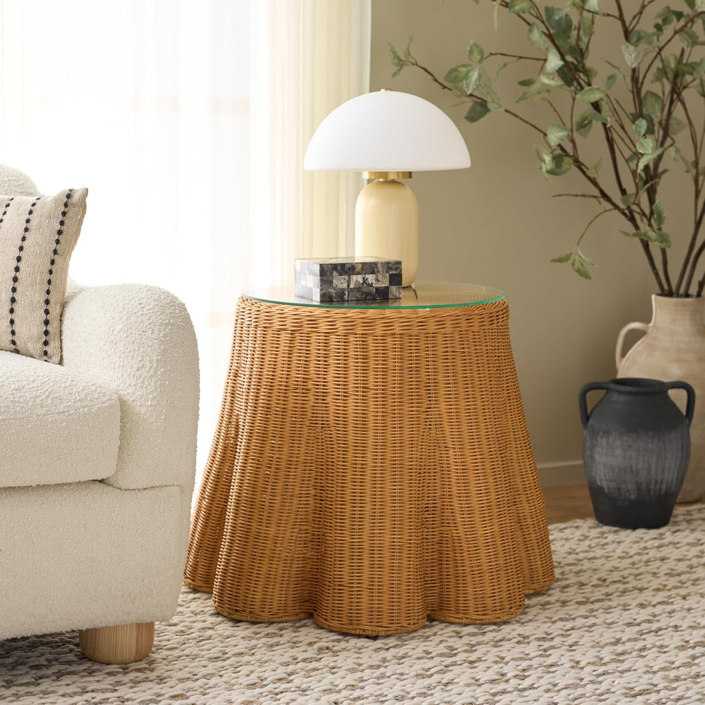 SAFAVIEH Couture Collection - Hylda Natural Rattan Accent Table, Round Shape, Glass Top Design, Fully Assembled (CWK3011A)