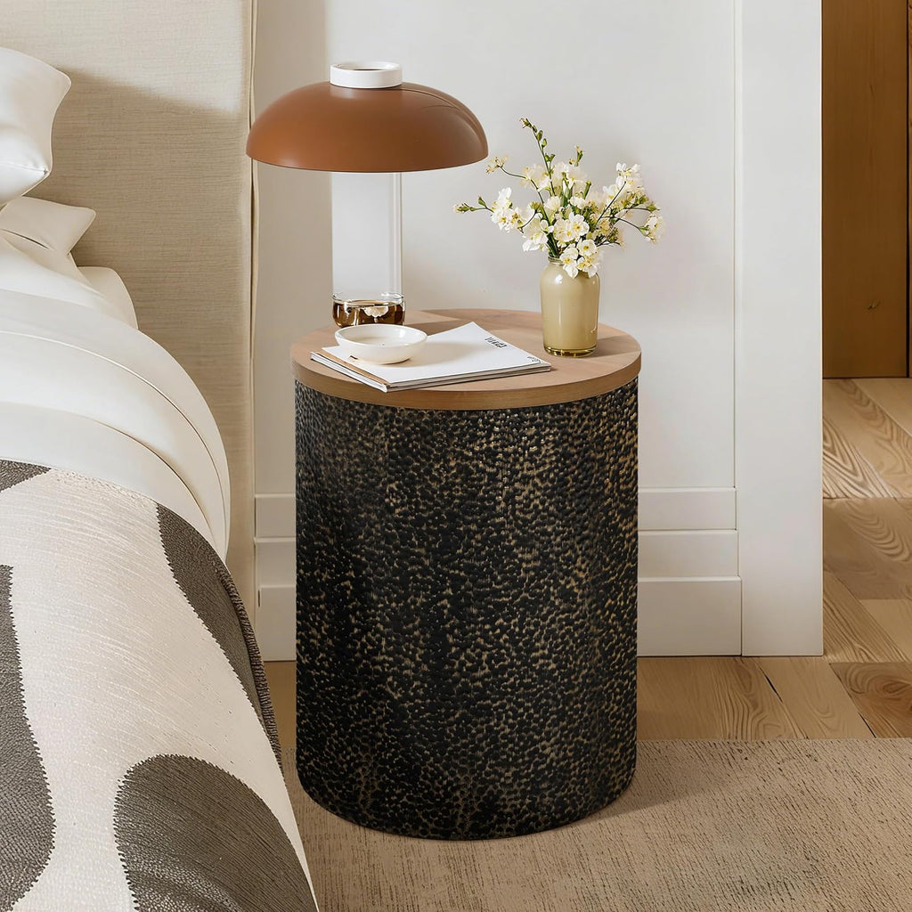 LuxenHome Round Side Table, 20" Black and Gold Metal Base with Wood Top,Small Accent Stool End Table for Small Place,Bedside Nightstand for Living Room, Bedroom, Office, Bathroom
