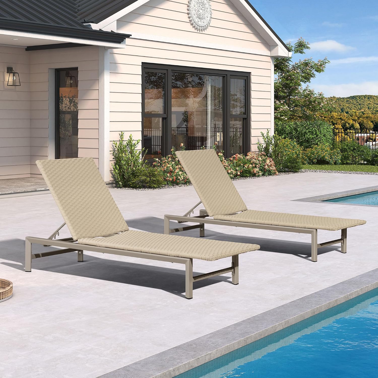 PURPLE LEAF Outdoor Chaise Lounge Chair Wood Grain Aluminum, Beige | 3-Year Color Retention PE Rattan, 2.4" Thickened Aluminum Frame, Knee-Friendly Height, For Poolside Patio Garden