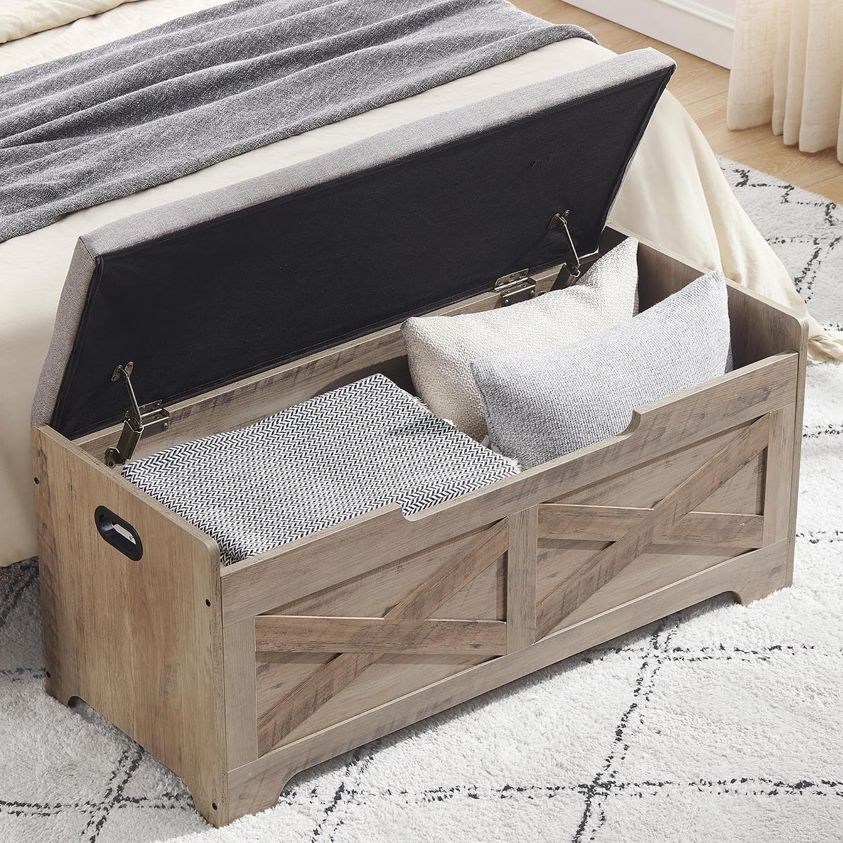 coucheta Storage Chest, Farmhouse Storage Trunk, Wooden Entryway Storage Bench with Safety Hinge and Lift-Top for Entryway, Living Room, Grey
