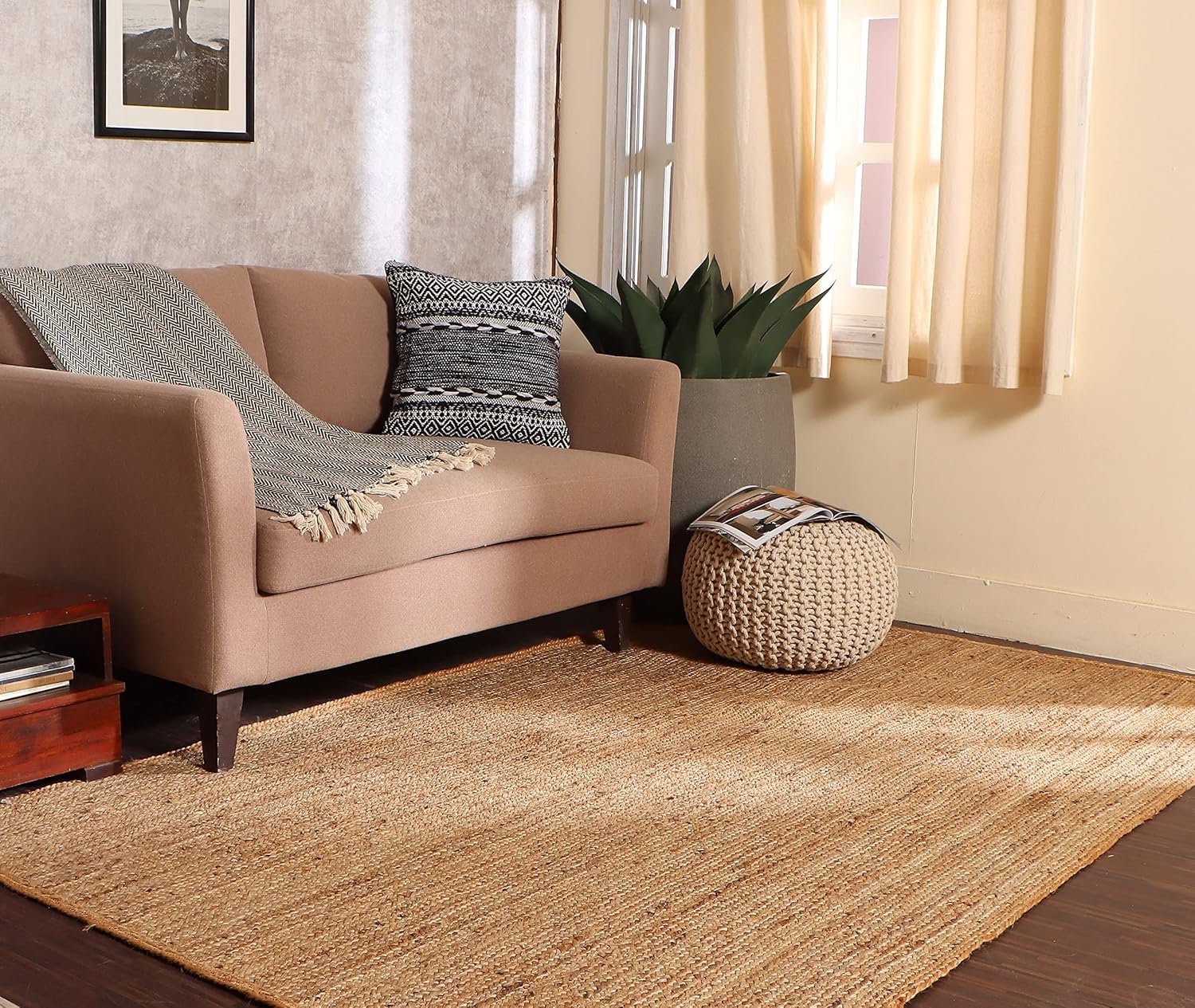 · REDEARTH · Round Pouf Ottoman - Hand Knitted Boho Poof Footrest - Ivory