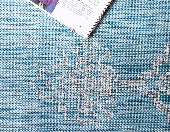 Unique Loom Outdoor Traditional Collection Area Rug - Antique (4' 1" x 6' 1" Rectangle, Light Aqua/ Gray)