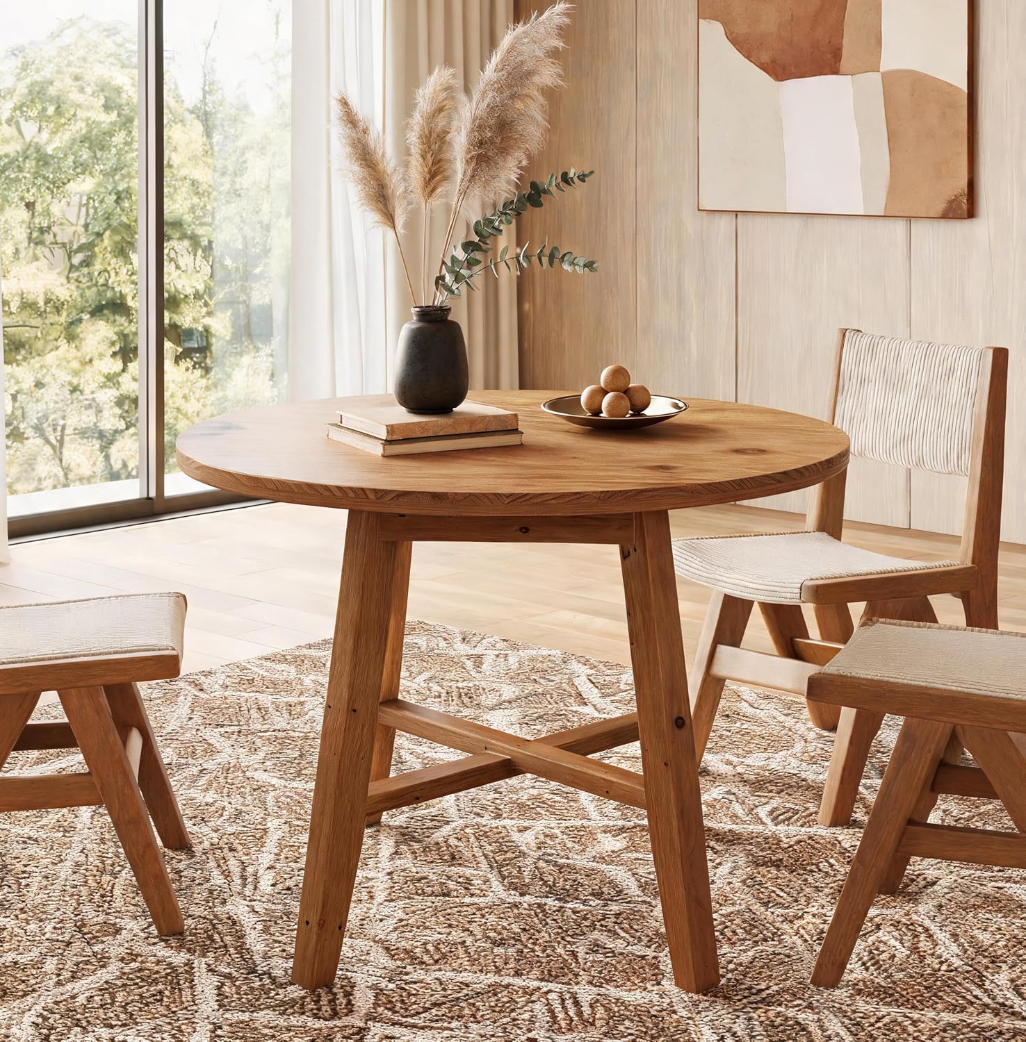 Solid Wood Round Dining Table for 2-4, 31.5-Inch Farmhouse Small Kitchen Table for Dining Room, Kitchen, or Small Spaces (Brown)